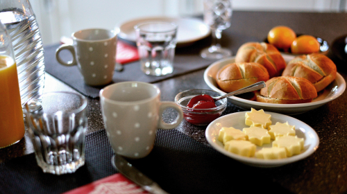 kfd-Morgenimpuls und Frühstück